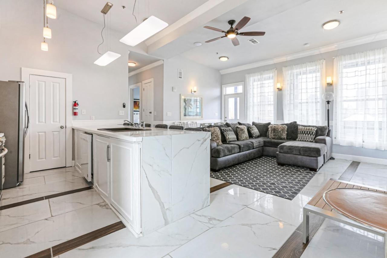 5Br Penthouse With Amenities Near Fq Daire New Orleans Dış mekan fotoğraf